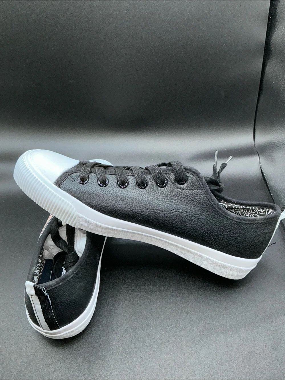 Paul Frank Julius the Monkey Black/White Lace-Up Sneaker women’s US 10 Y2K
